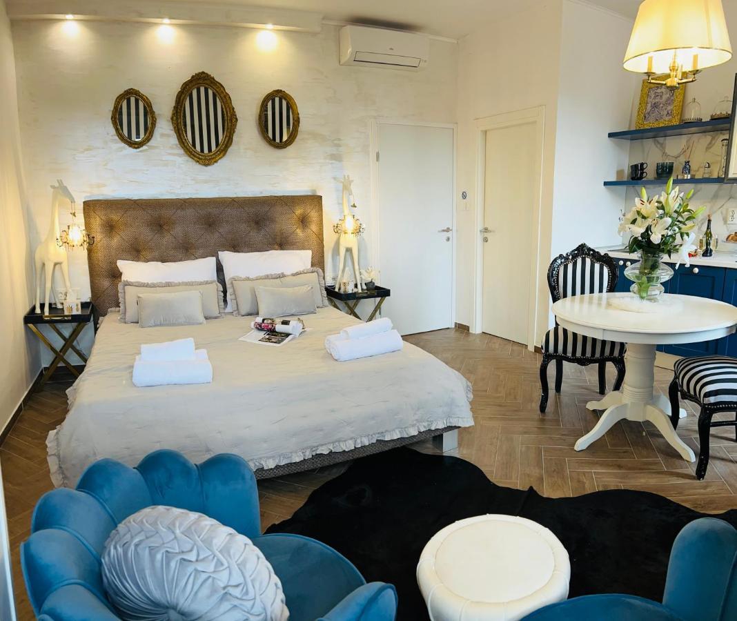 La Dolce Vita Luxury Apartments With Best Free Private Parking In City Center Pula Exteriör bild