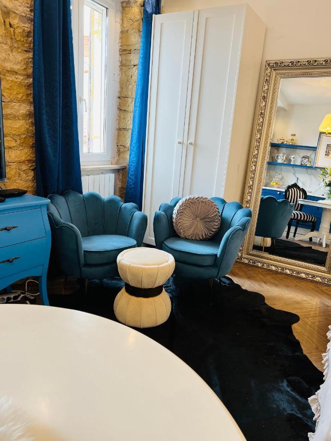 La Dolce Vita Luxury Apartments With Best Free Private Parking In City Center Pula Exteriör bild