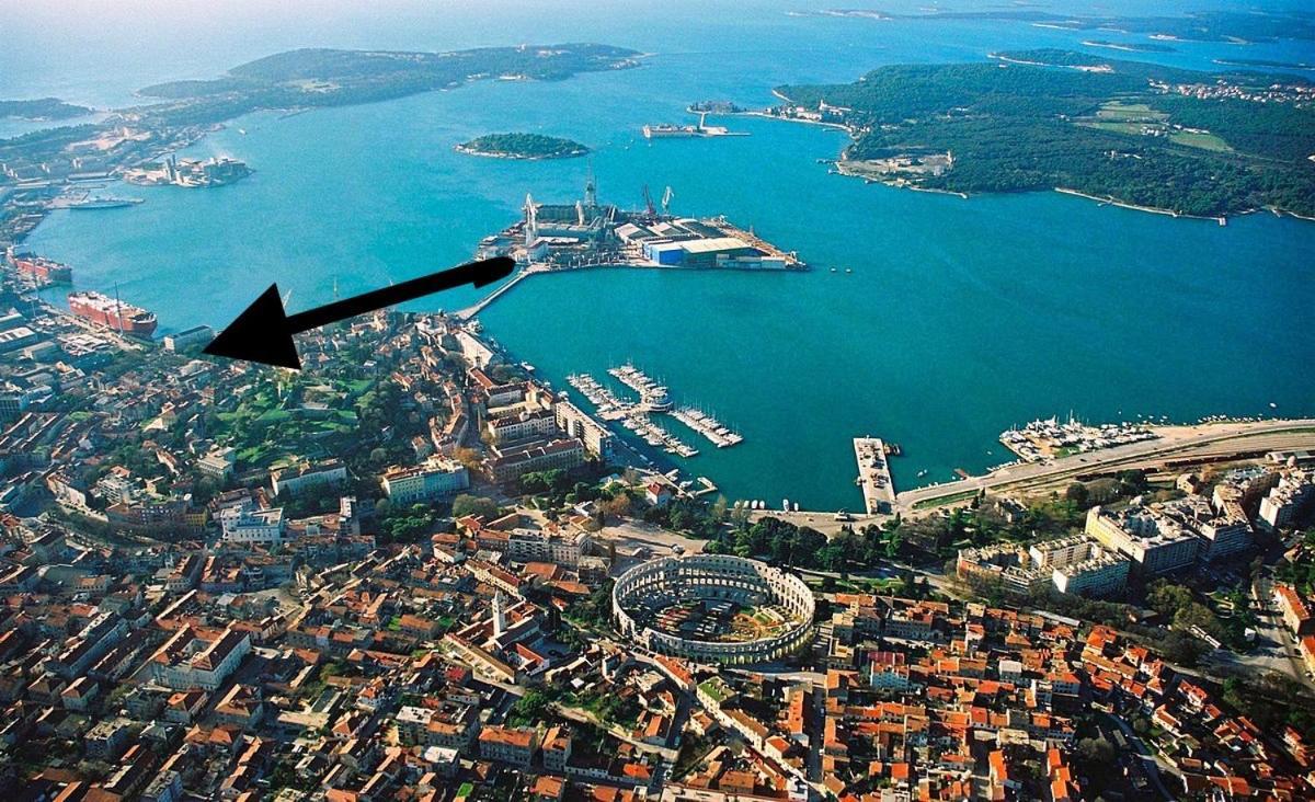 La Dolce Vita Luxury Apartments With Best Free Private Parking In City Center Pula Exteriör bild