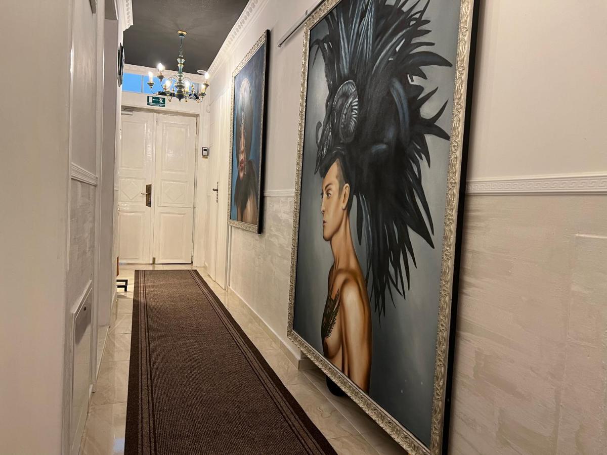 La Dolce Vita Luxury Apartments With Best Free Private Parking In City Center Pula Exteriör bild