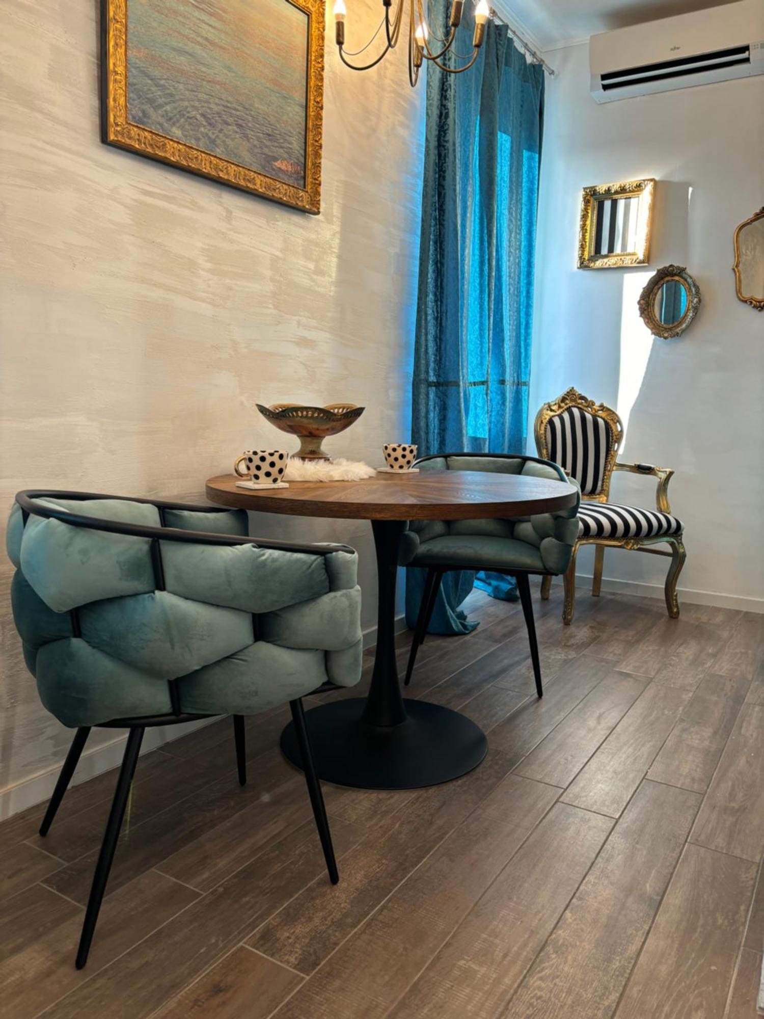 La Dolce Vita Luxury Apartments With Best Free Private Parking In City Center Pula Exteriör bild