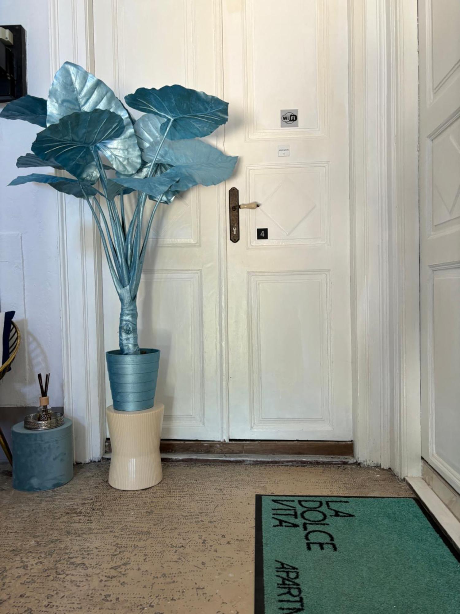 La Dolce Vita Luxury Apartments With Best Free Private Parking In City Center Pula Exteriör bild